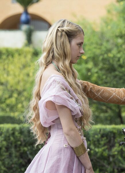 Файл:Myrcella Baratheon.jpg
